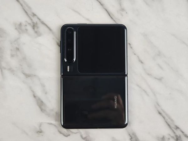 华为Pura X上手：只有华为能做到的产品