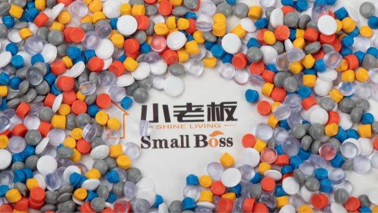 小老板 PVC颗粒 不透明软管料 环保料  厂家直供 交期灵活