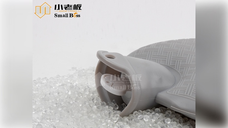 小老板 PVC颗粒 玩具配件/热水袋/护目镜/吸盘料 注塑软料 可定制