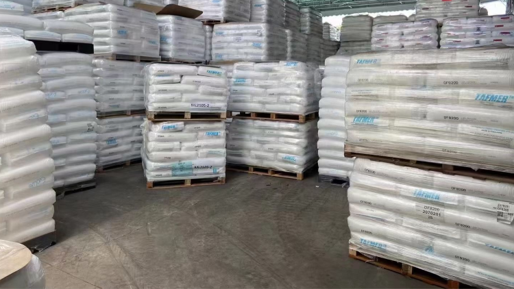 三井 TPO(POE)TAFMER™MH7020，酸改性聚烯烃，用作工程塑料的改性剂，以提高抗冲击性