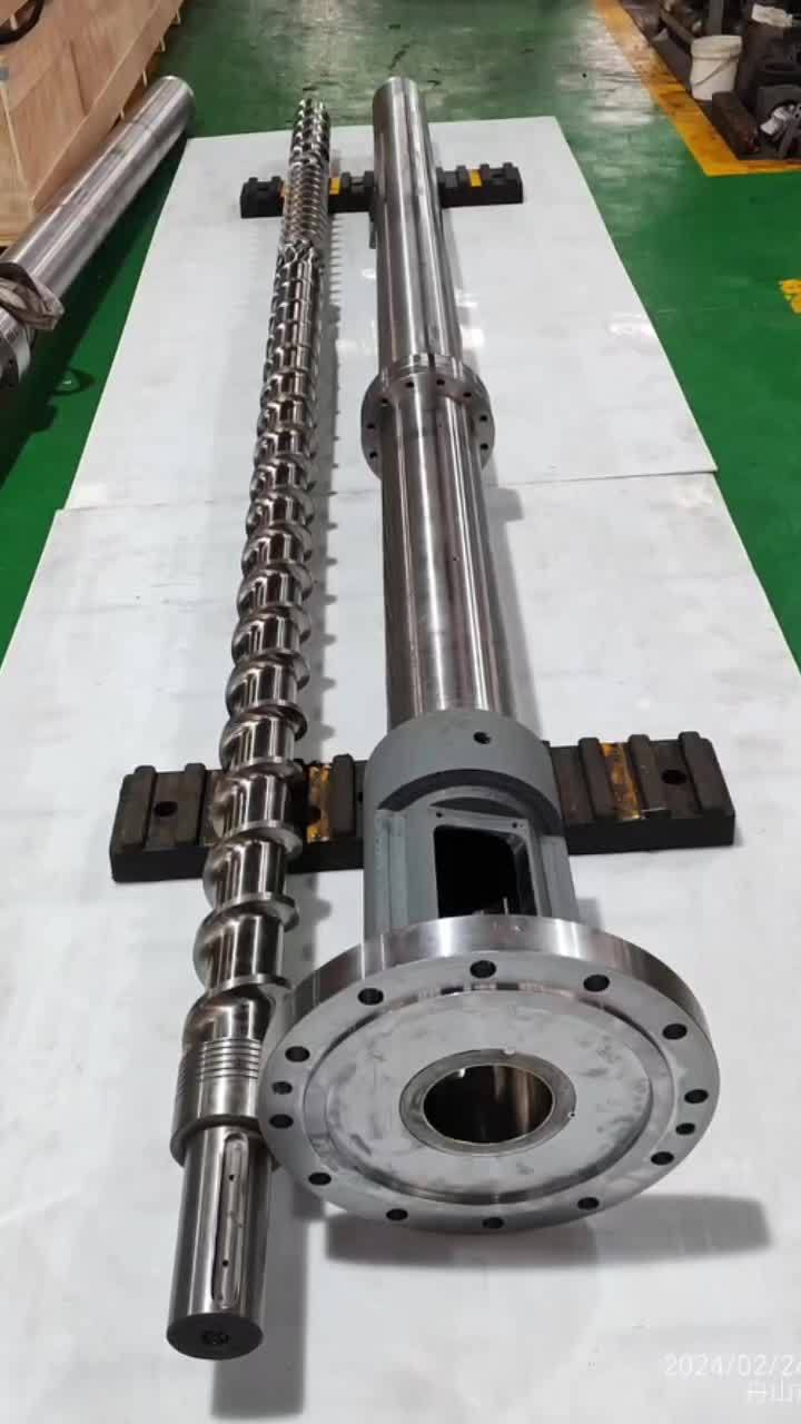 主营产品：注塑机，挤出机，吹膜机，造粒机螺杆炮筒及其附属配件