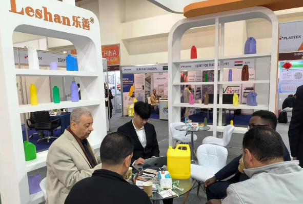 PLASTEX 2026开幕日：乐善智能展位宾客盈门，技术交流氛围热烈