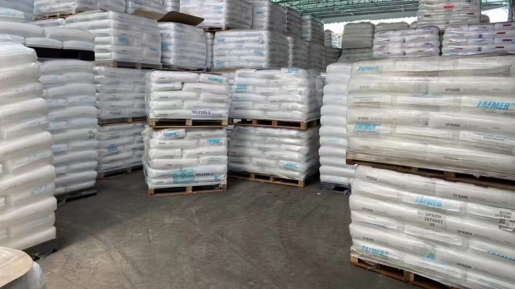 TAFMER™PH-2060丙烯基聚合物是一种特种烯烃树脂，旨在提高聚丙烯（PP）的透明度，柔韧性，