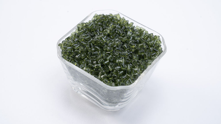 PC绿色透光再生颗粒