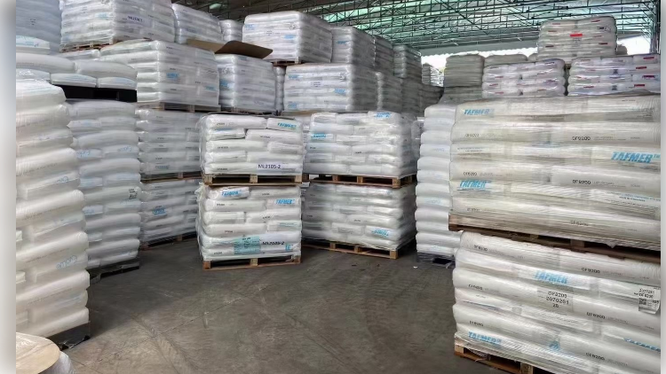 AFMER™DF110是一种基于乙烯的聚合物，是一种特种烯烃树脂提高PE PP抗冲击性 增韧用