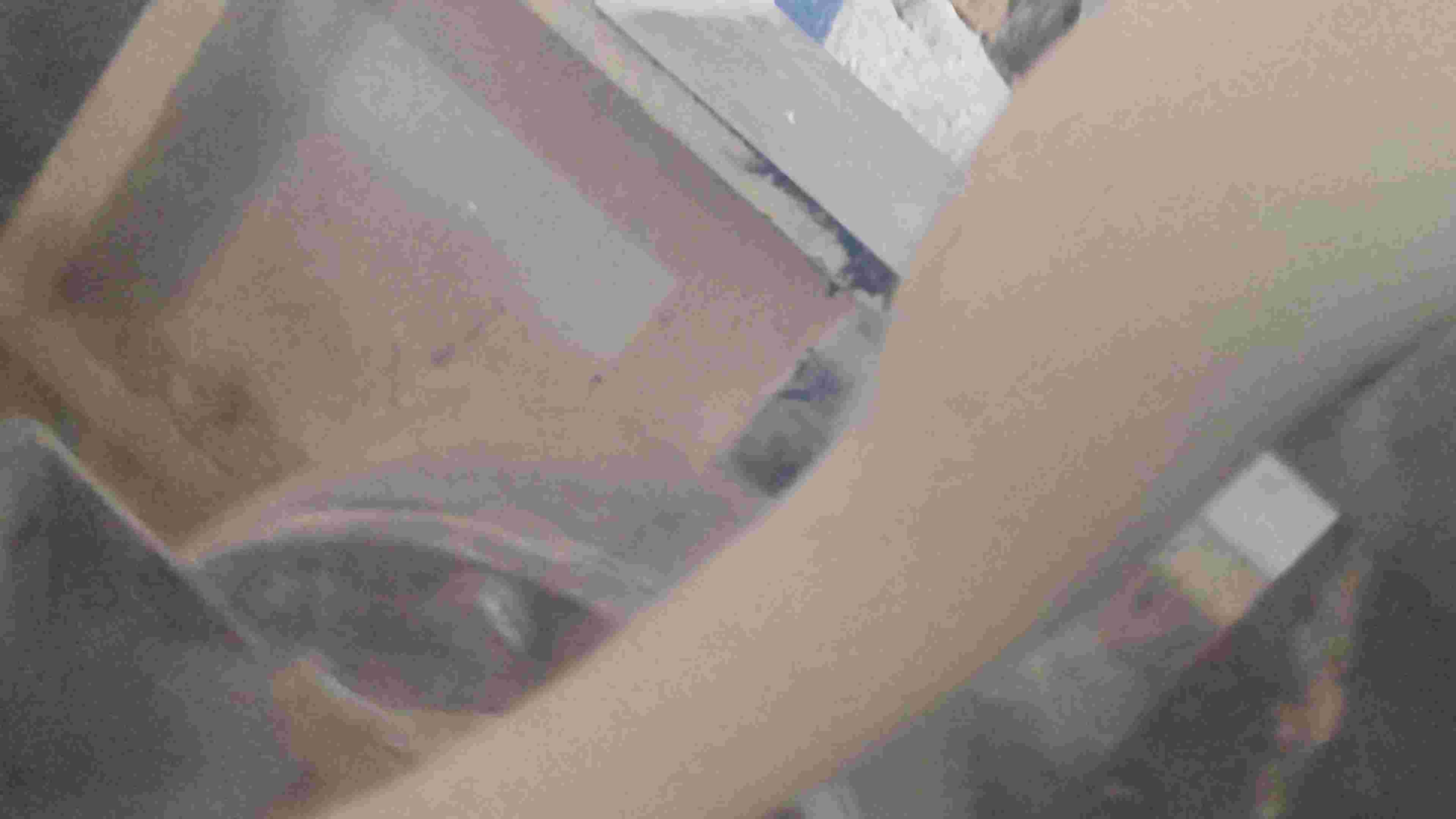 填充PP颗粒是通过在聚丙烯（PP）基体中添加无机矿物粉体（如碳酸钙、滑石粉、硫酸钡等）或其他功能性填料，经混合、造粒制成的改性塑料颗粒