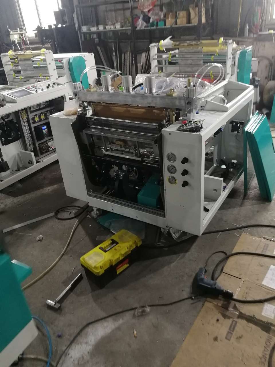 背心袋冷切制袋机