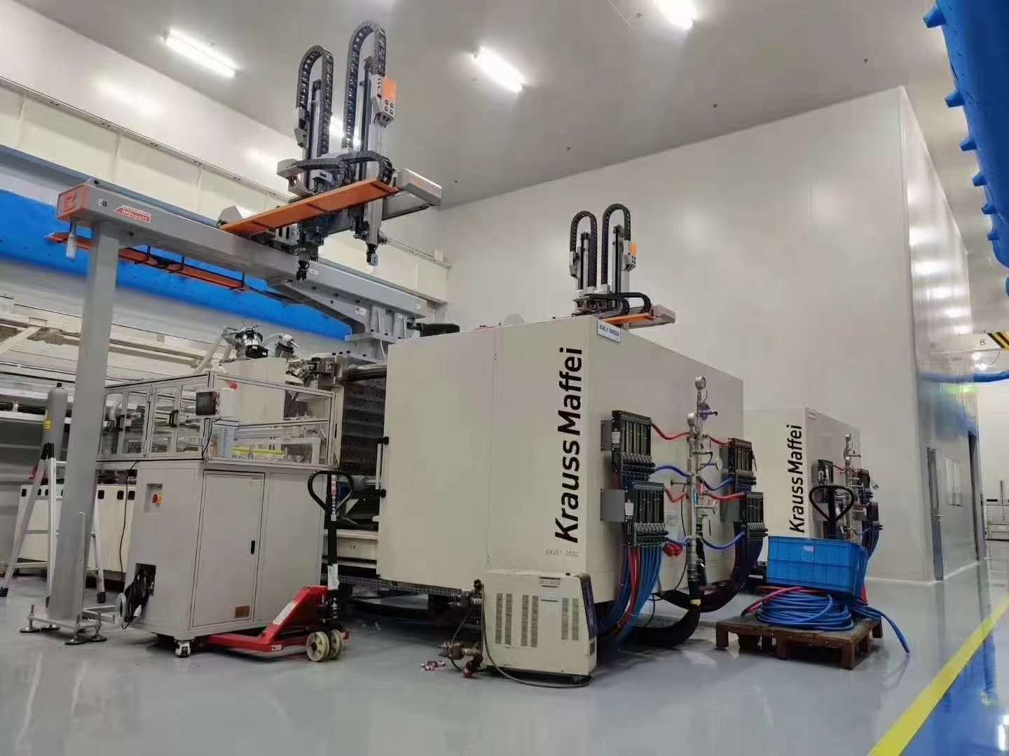 机器人，机械手，液压夹模器，